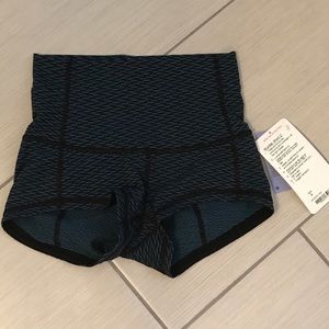 Lululemon Wunder Short 2”